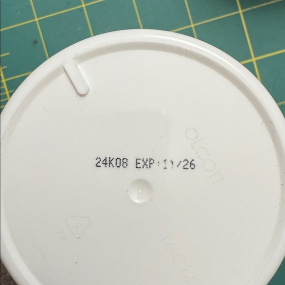 First Aid Beauty Ultra Repair Cream - Pink Grapefruit- 14oz NEW - Picture 4 of 4